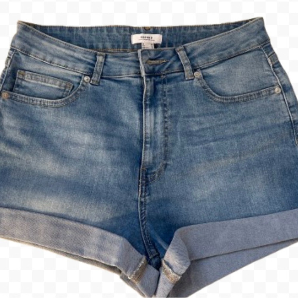 Forever 21 Premium Denim Jean Rolled Hem Shorts Zipper Fly 5 Pocket Size 29